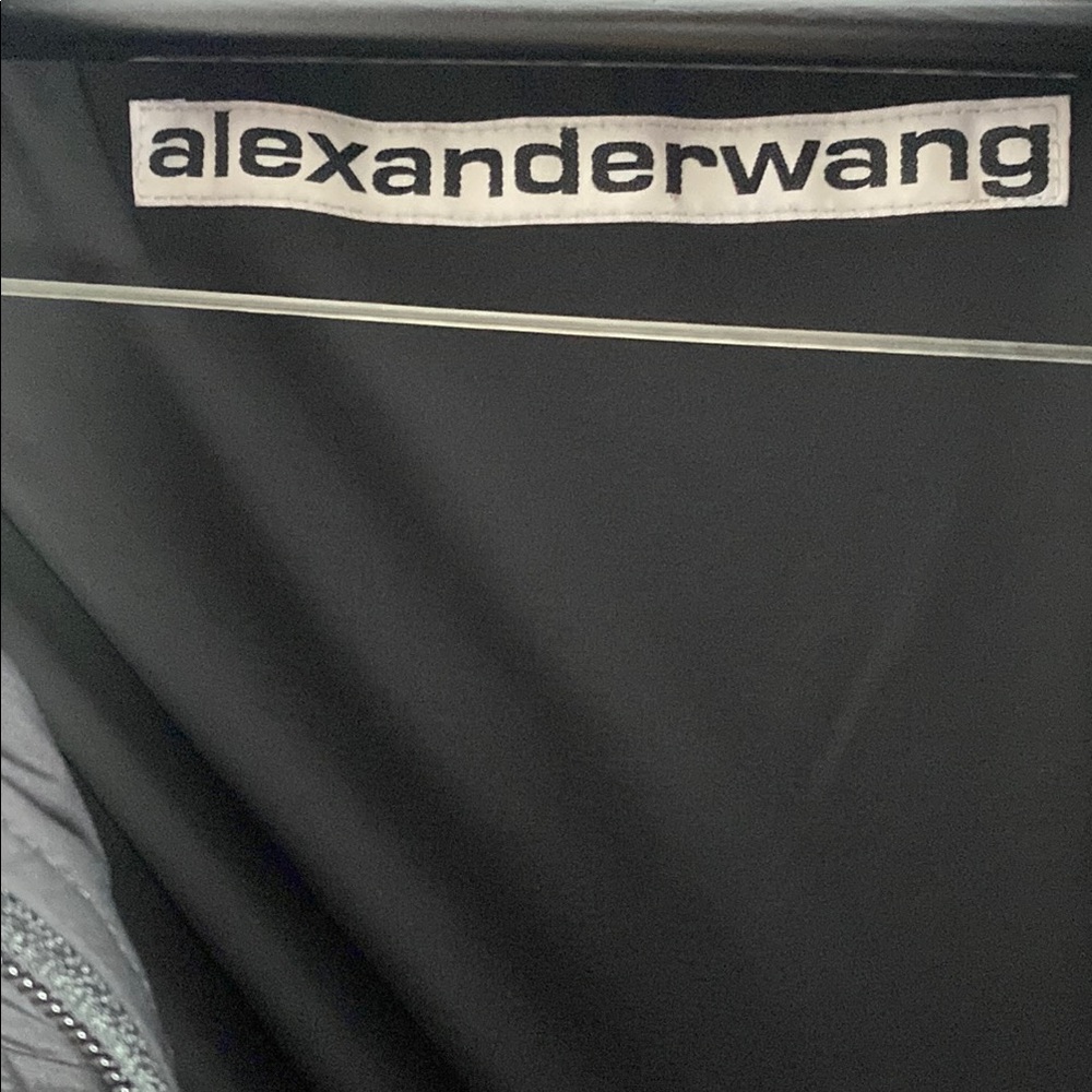 Alexander Wang Black Quilted Puffer Jacket with Elastic Waist - Picture 3 of 5